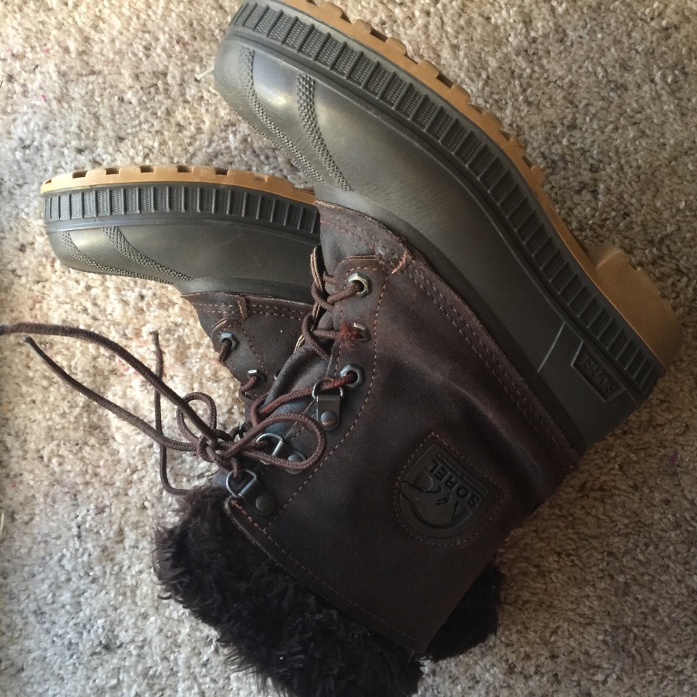 Sorel Never worn - reposh they are too big for me